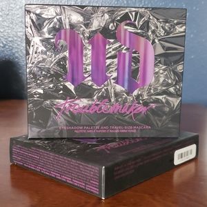 *HOST PICK* Urban Decay Troublemaker Eyeshadow